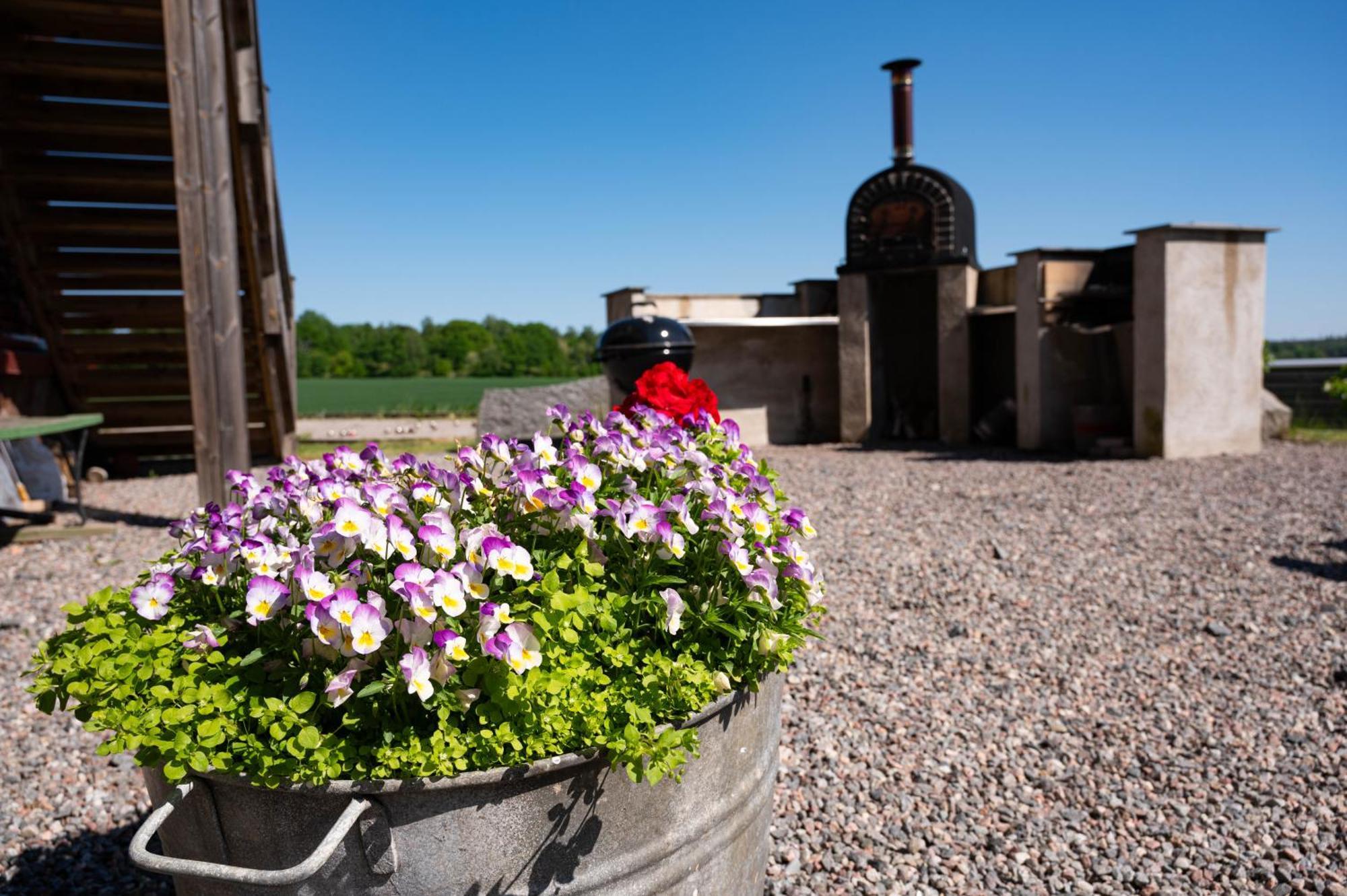 Lasta Gardshotell Strangnas Exterior photo