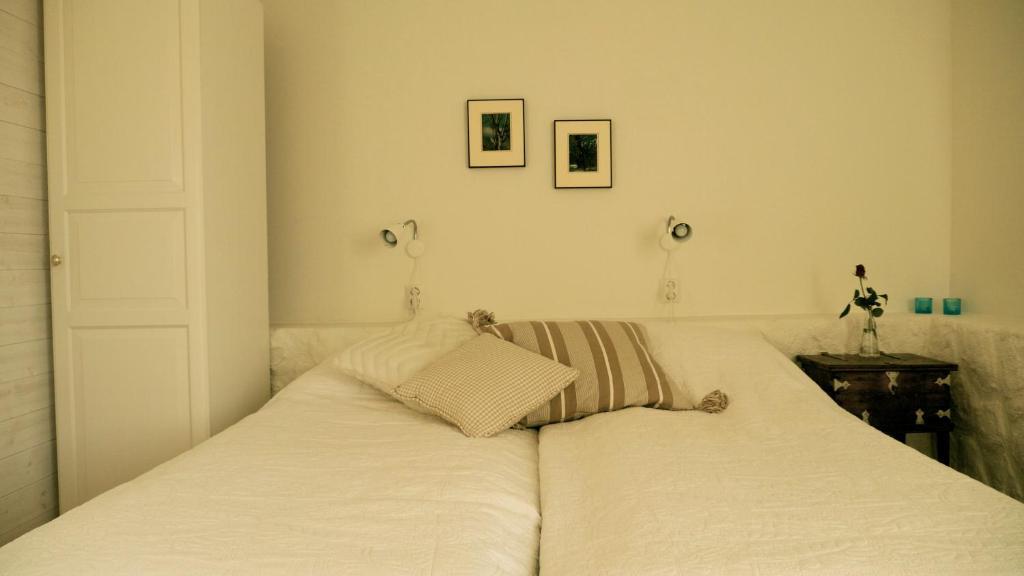 Lasta Gardshotell Strangnas Room photo